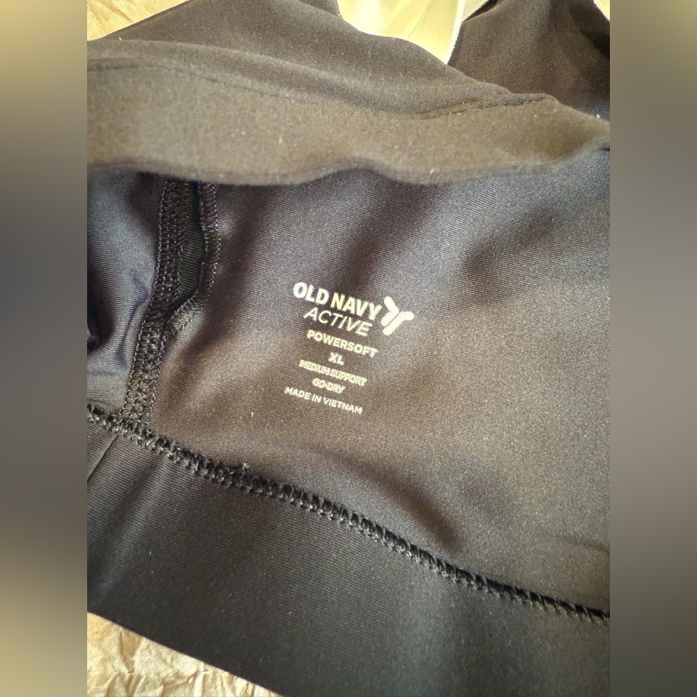 Old Navy Sports Bra - Picture 3 of 3